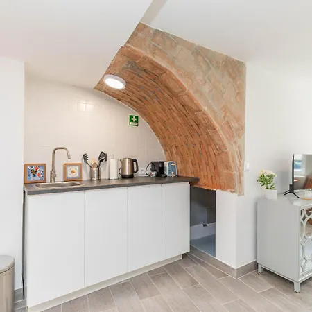 Largo, Town Centre Desbarato