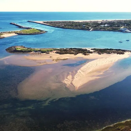 Largo, Town Centre Daire Desbarato