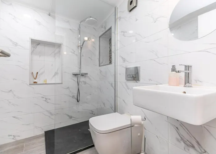 Largo, Town Centre Apartamento *